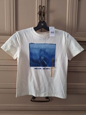 Billie Eilish Cream Graphic Tee - Blue Print Size S
